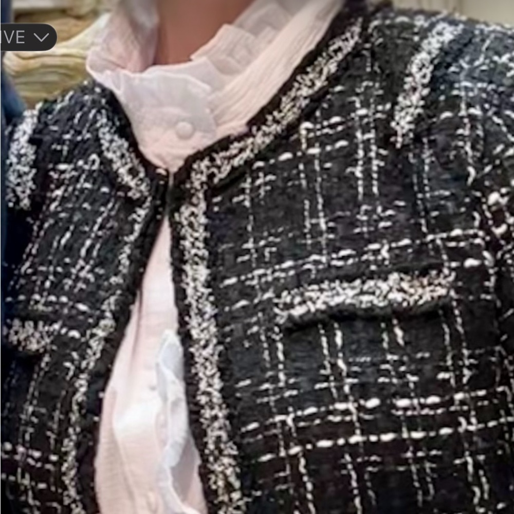 White Ruffled Button-Up Blouse - Picture 10 of 10